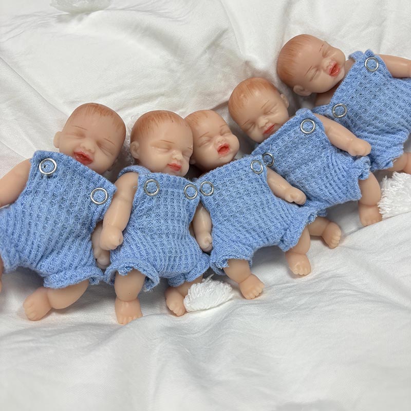 5pcs/set 4inches Handmade High - Reborn Baby Doll Silicone Realistic recension och pris