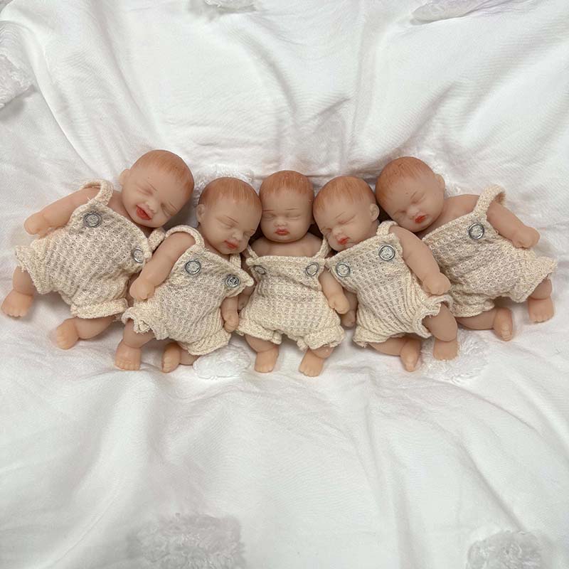 5pcs/set 4inches Handmade High - Reborn Baby Doll Silicone Realistic recension och pris