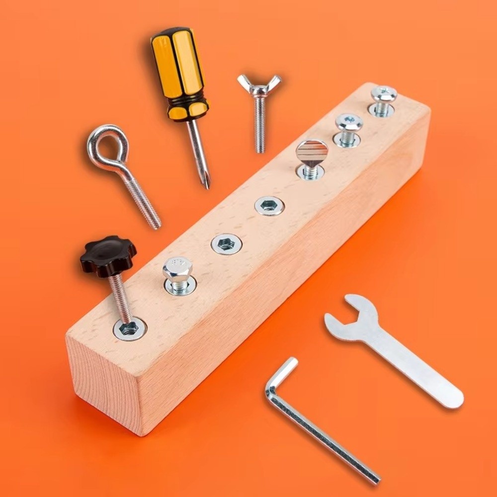New Portable Montessori Screw  - Montessori Wooden Busy Board Toddler recension och pris
